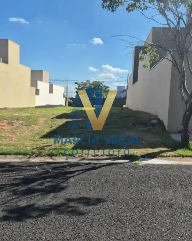 Terreno / Lote / Condomínio  à venda, 396m² — foto 1 de 1
