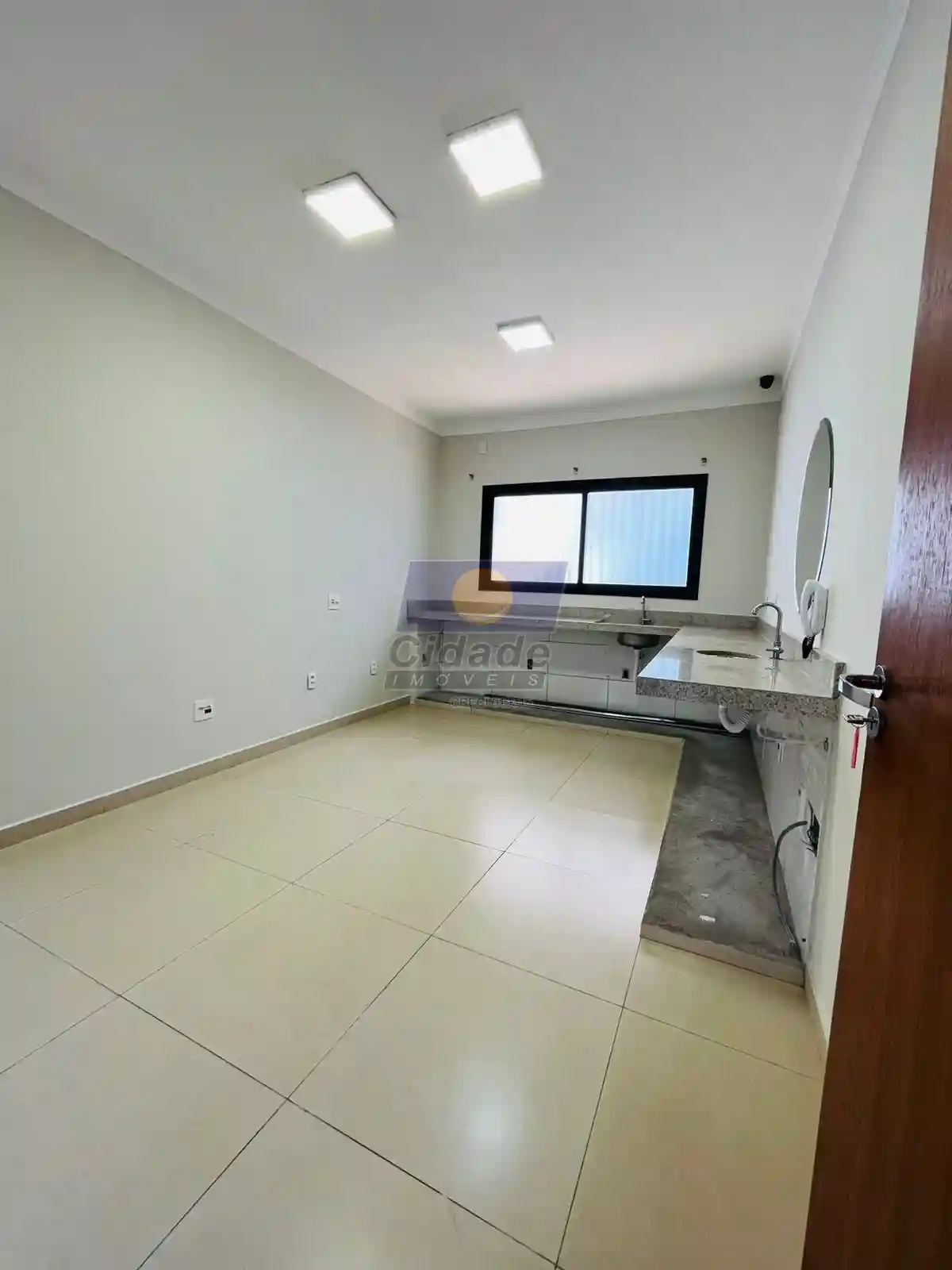 Imóvel Comercial à venda, 180m² — foto 7 de 16