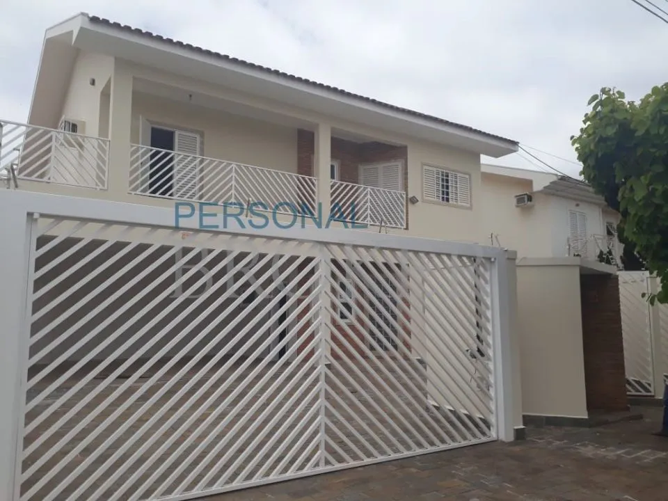 Casa à venda — foto 1 de 3