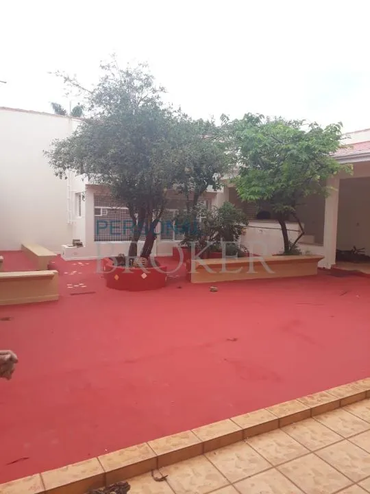 Casa à venda — foto 2 de 3