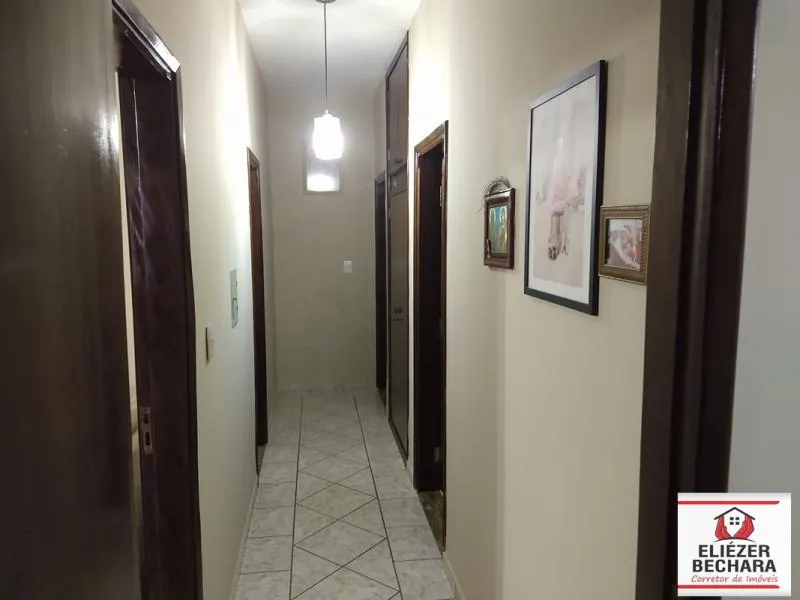 Casa à venda — foto 4 de 13