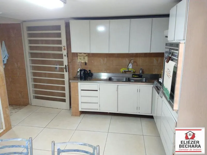 Casa à venda — foto 8 de 13