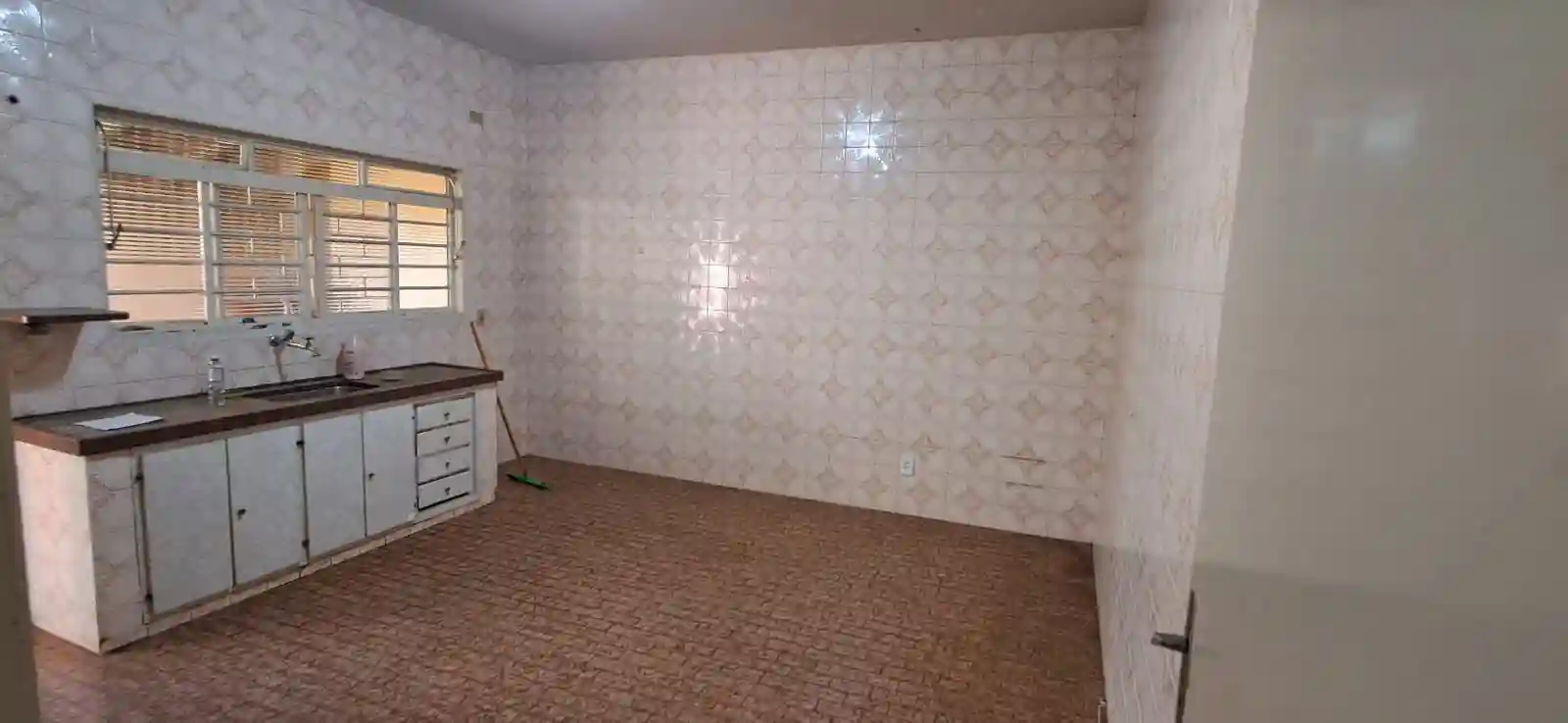 Casa com 3 quartos à venda, 360m² — foto 13 de 21