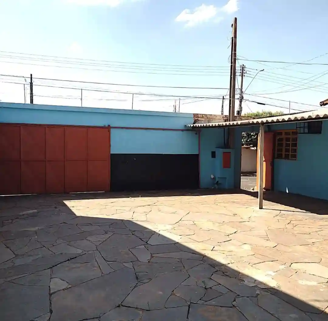 Casa Comercial com 1 quarto à venda, 100m² — foto 2 de 10