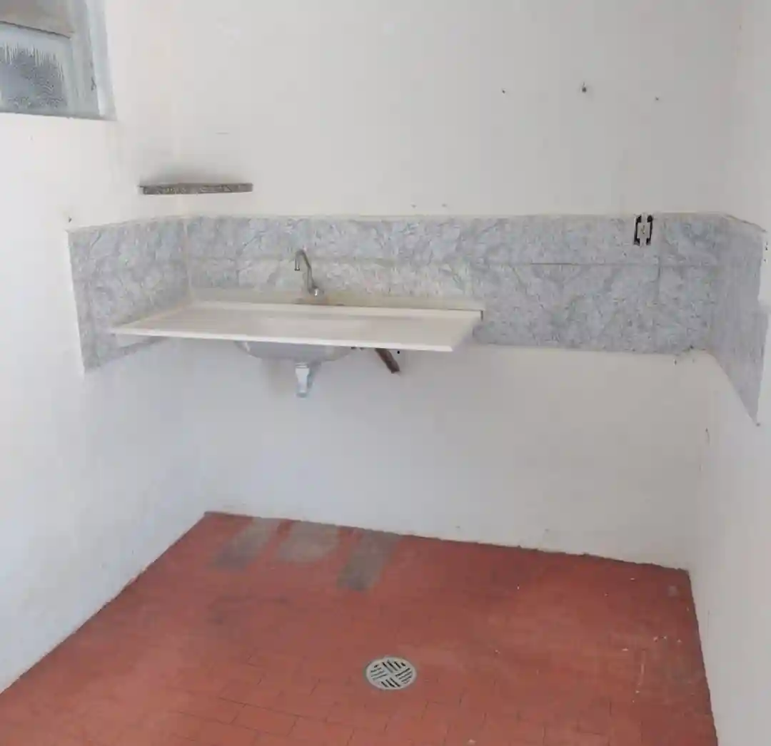 Casa Comercial com 1 quarto à venda, 100m² — foto 10 de 10