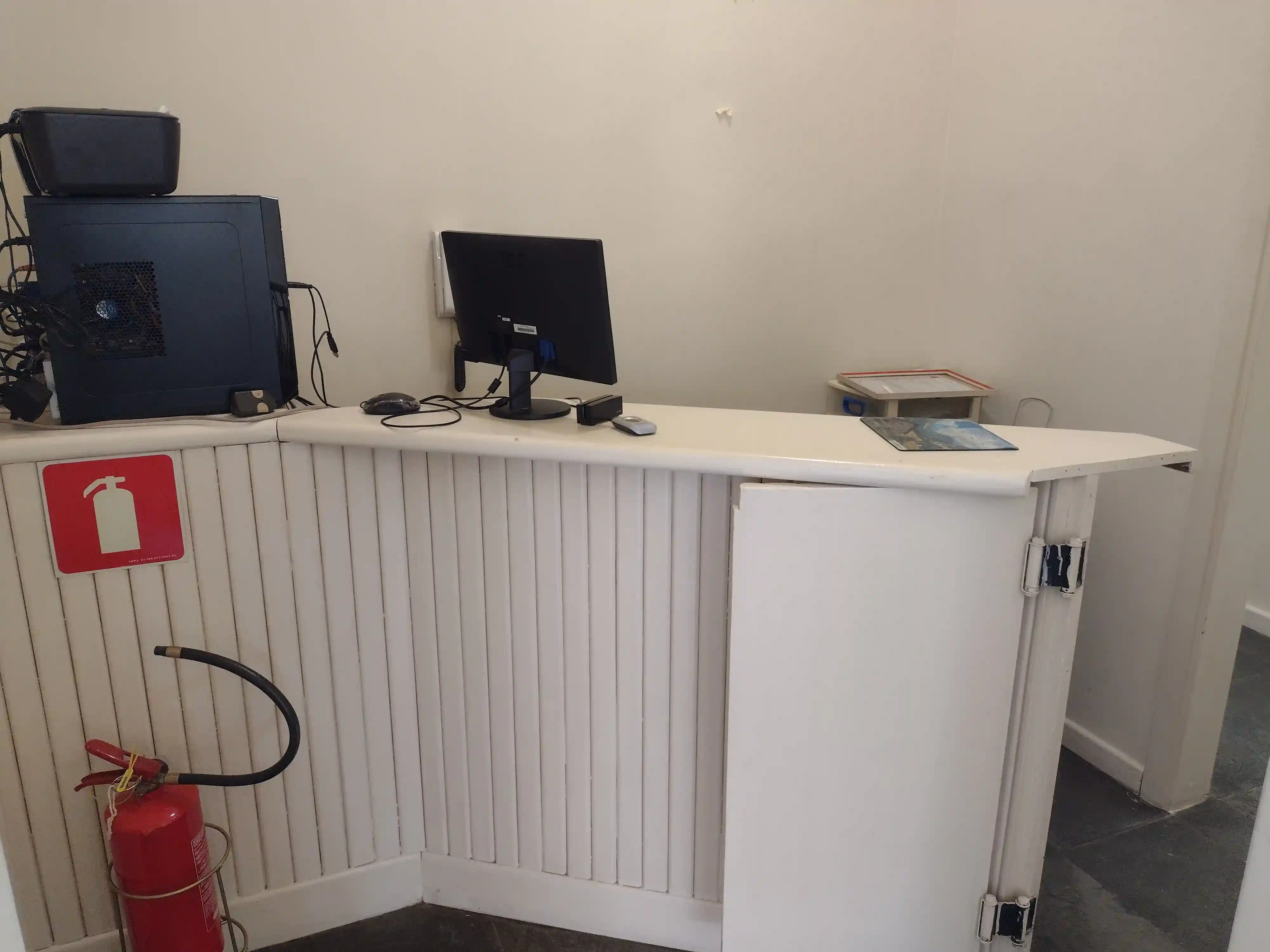 Conjunto Comercial / Sala com 2 quartos para aluguel, 80m² — foto 8 de 9