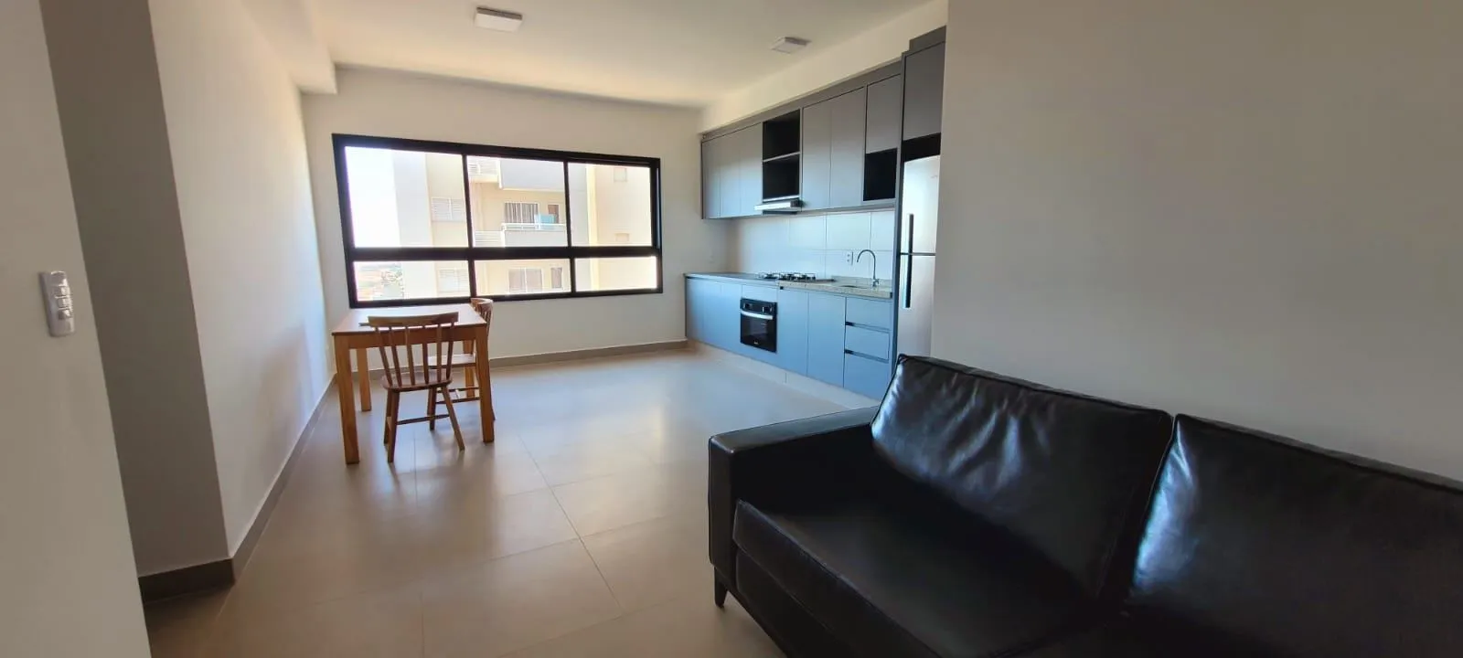 Apartamento com 2 quartos para aluguel, 68m² — foto 2 de 21