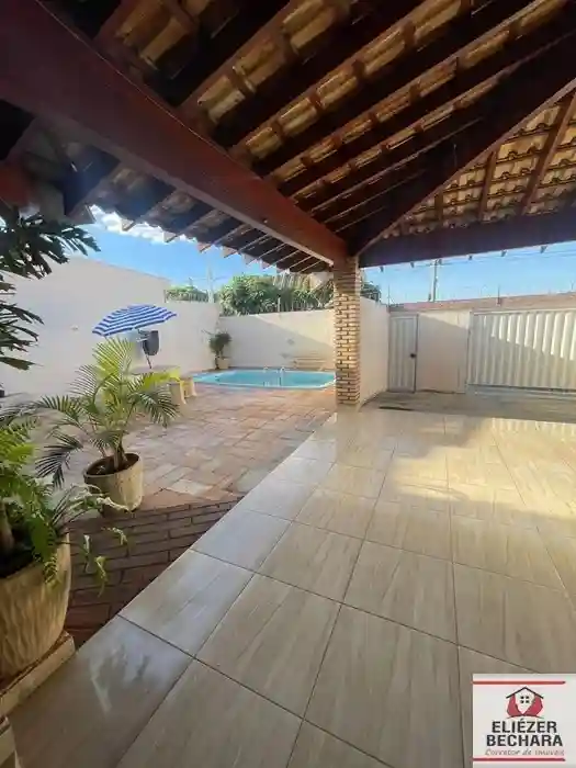 Casa com 2 quartos à venda, 140m² — foto 1 de 14