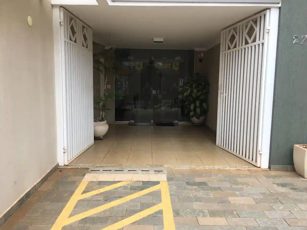 Casa Comercial  à venda, 390m² — foto 2 de 5