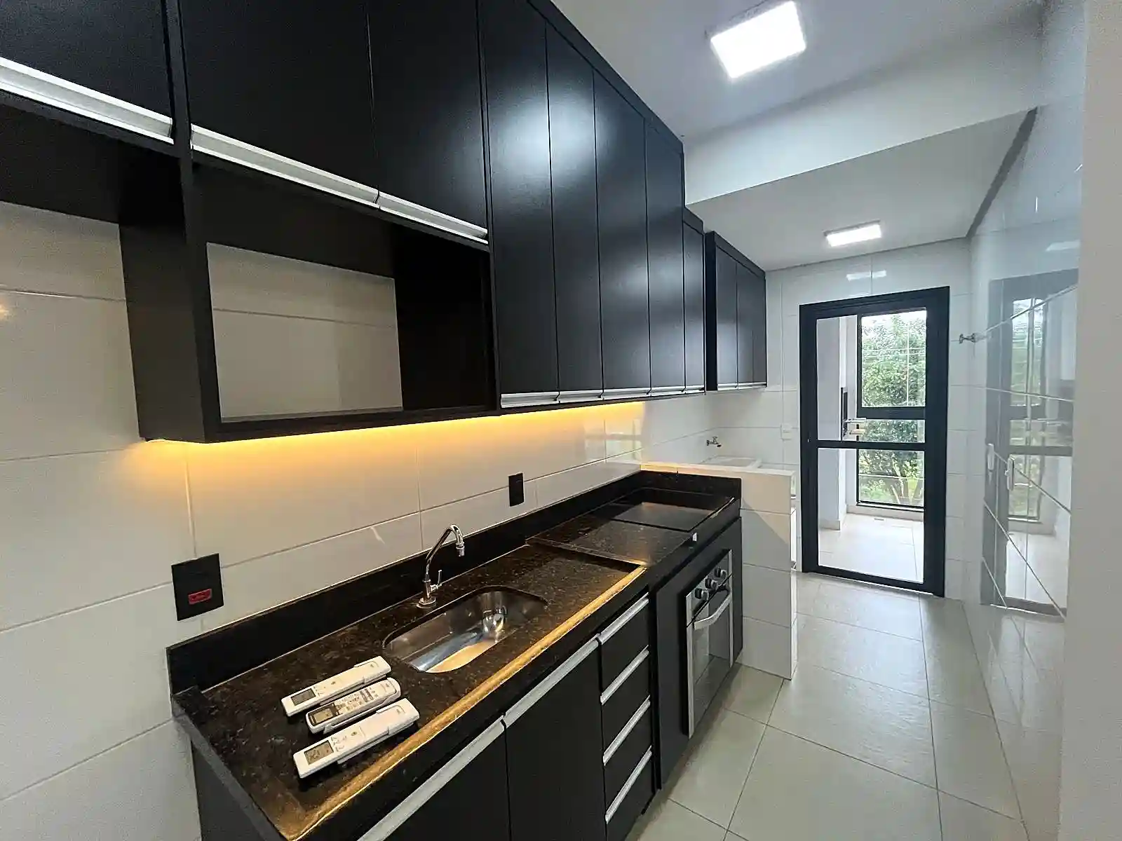 Apartamento com 2 quartos à venda, 70m² — foto 8 de 20