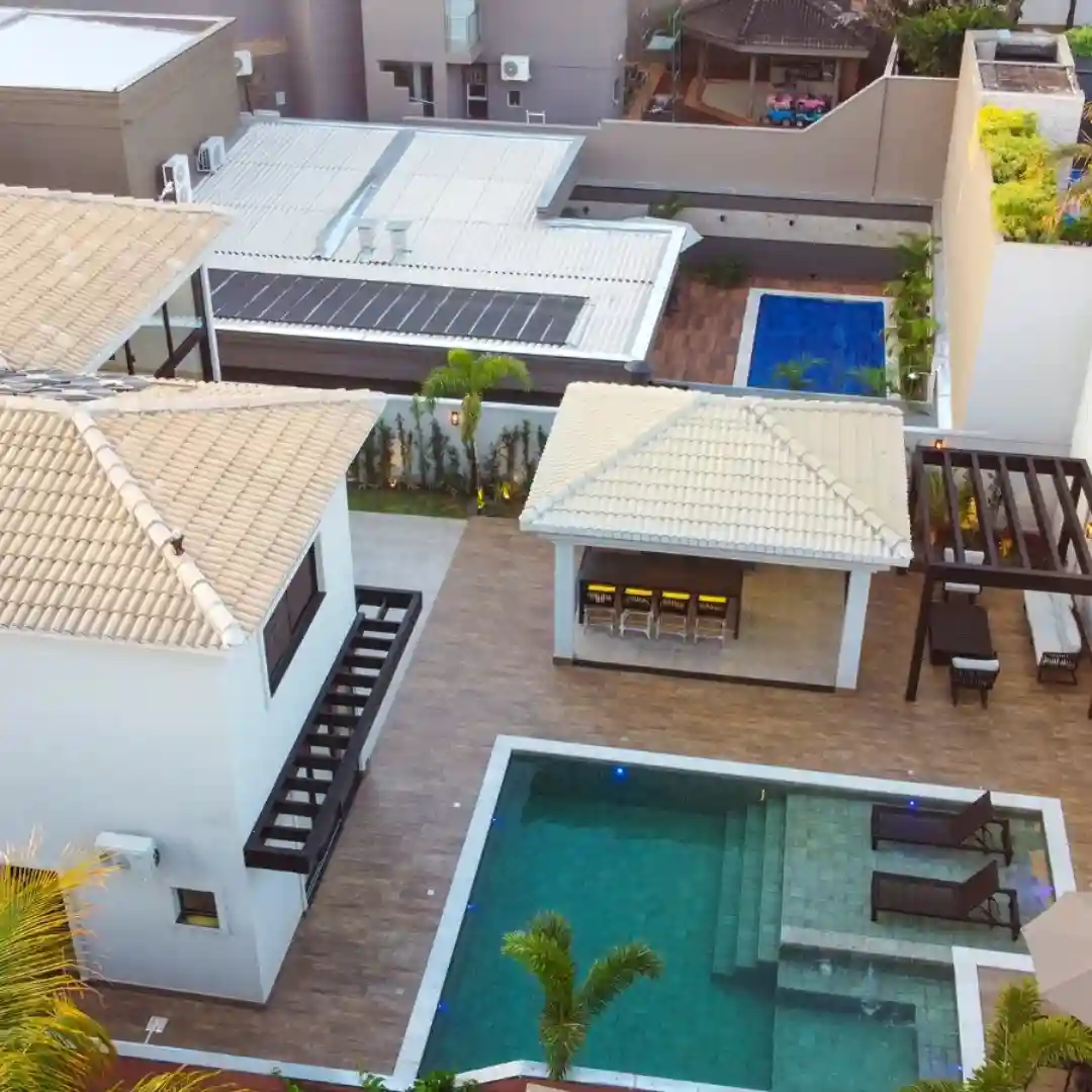 Casa de Condomínio com 4 quartos à venda, 618m² — foto 3 de 37