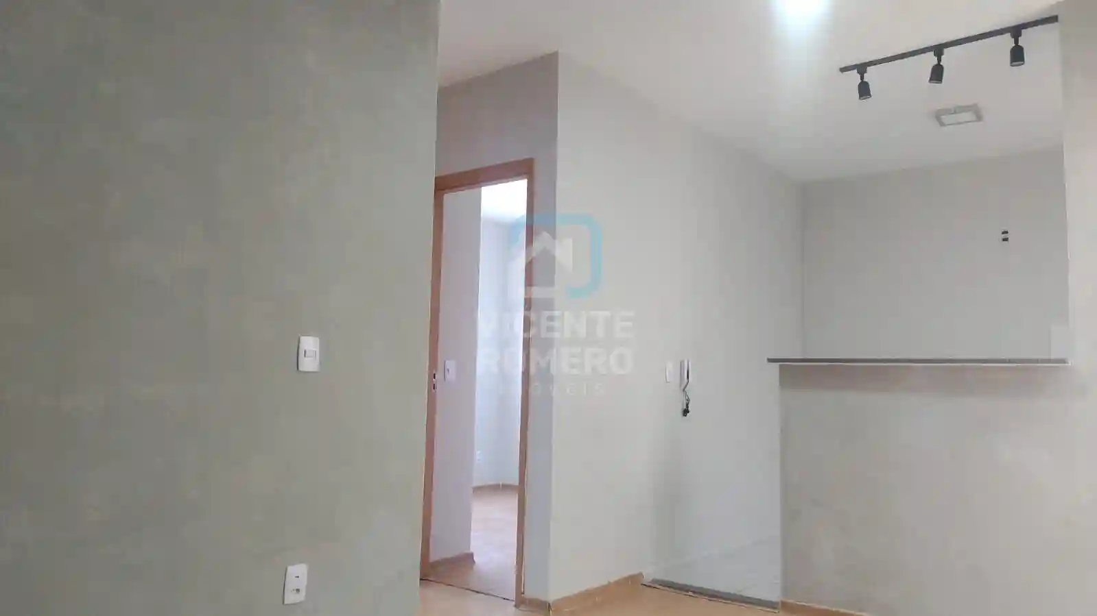 Apartamento com 2 quartos à venda, 45m² — foto 3 de 11
