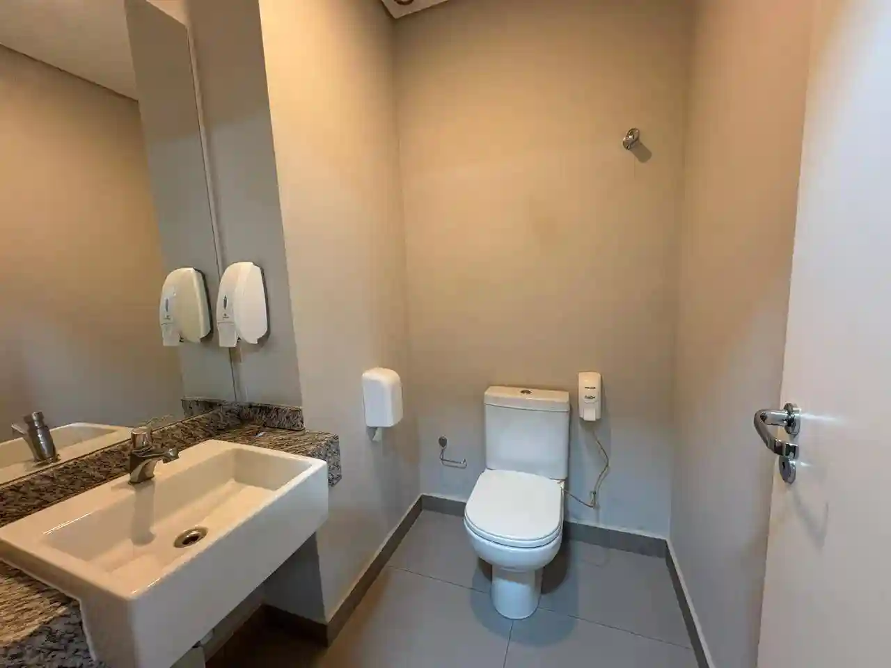Conjunto Comercial / Sala  para aluguel, 45m² — foto 7 de 7
