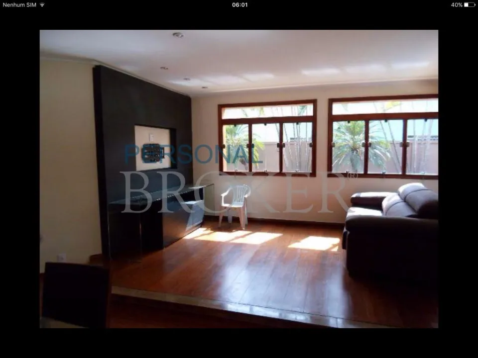Casa com 4 quartos à venda, 675m² — foto 1 de 10