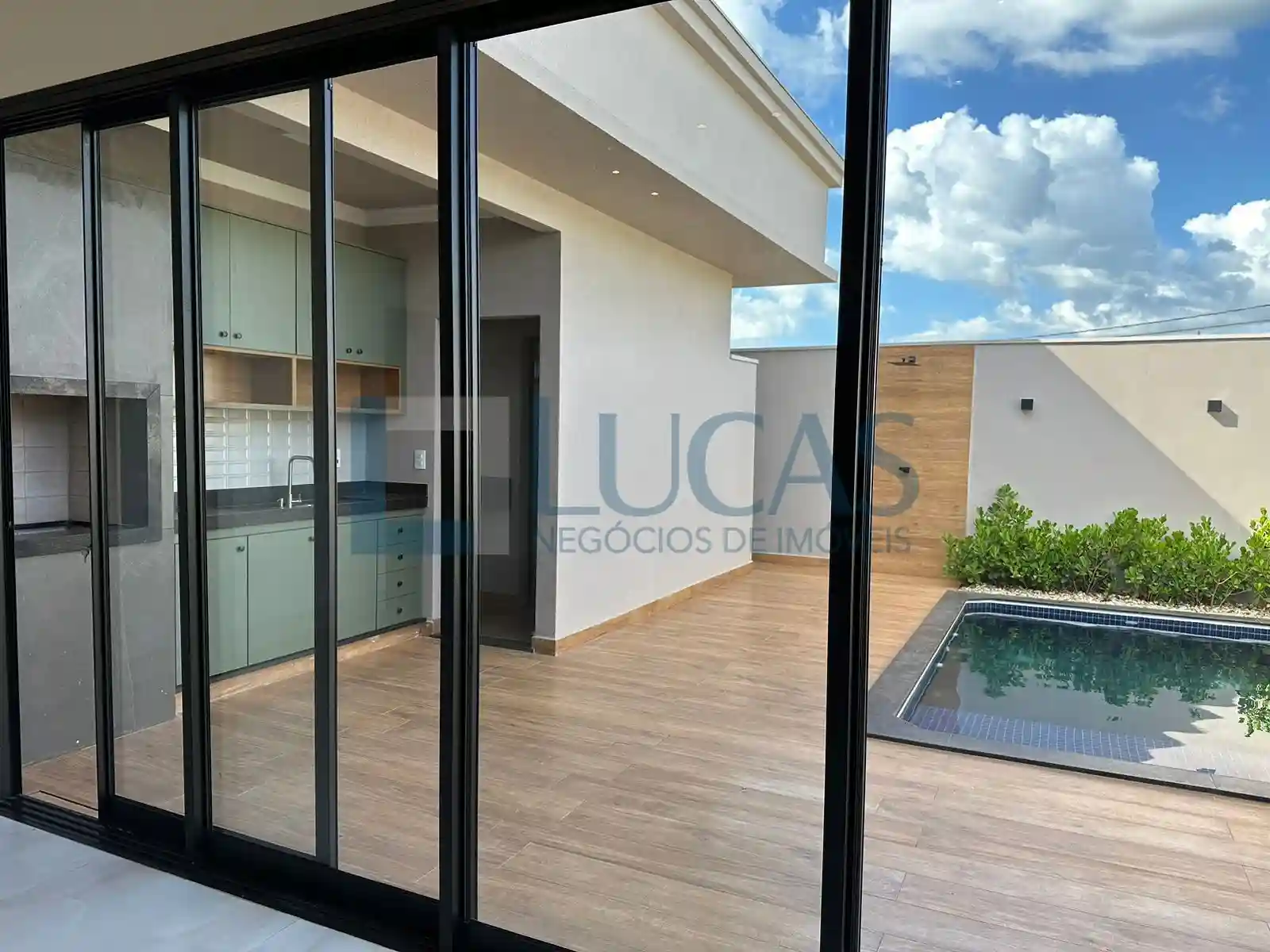 Casa de Condomínio com 3 quartos à venda, 152m² — foto 5 de 11