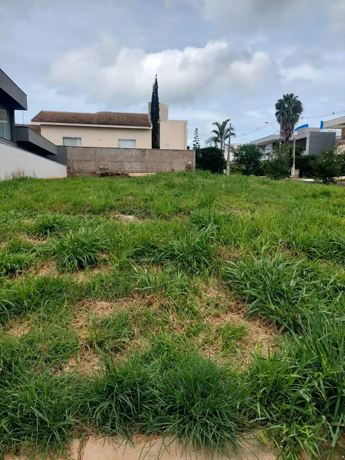 Terreno / Lote / Condomínio  à venda, 500m² — foto 2 de 4
