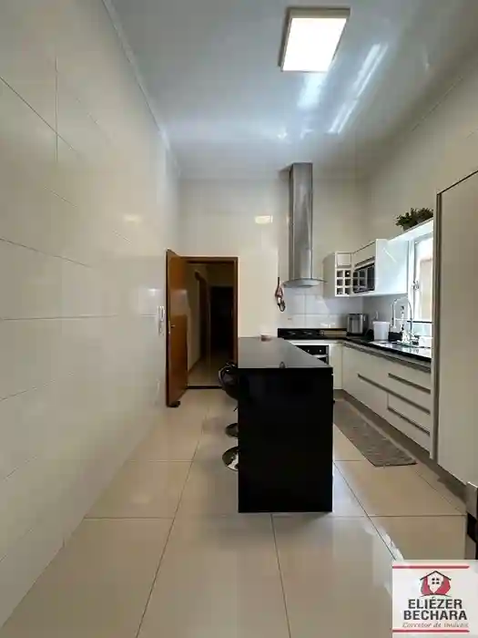 Casa com 3 quartos à venda, 133m² — foto 10 de 26