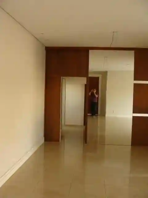 Casa de Condomínio com 4 quartos para aluguel, 430m² — foto 49 de 50