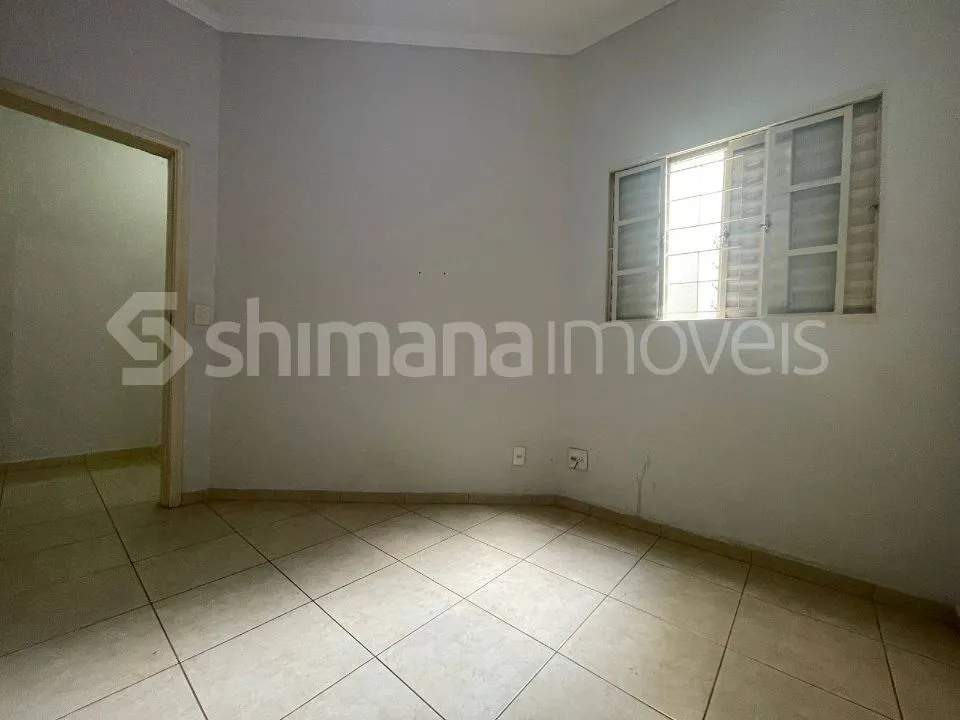 Casa à venda — foto 8 de 10