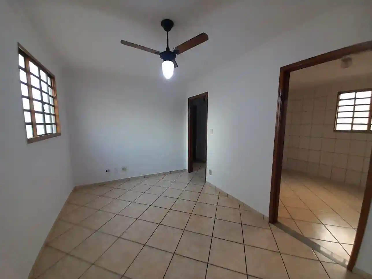 Apartamento com 2 quartos à venda, 50m² — foto 3 de 11