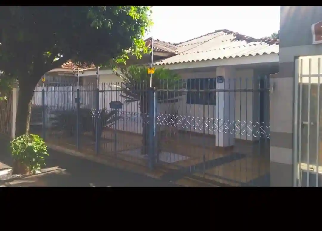 Casa com 4 quartos à venda, 250m² — foto 11 de 12