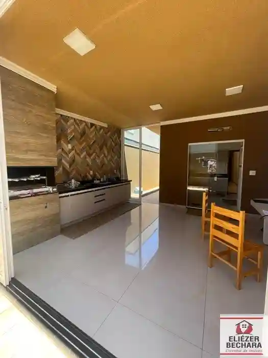 Casa de Condomínio com 3 quartos à venda, 165m² — foto 1 de 15