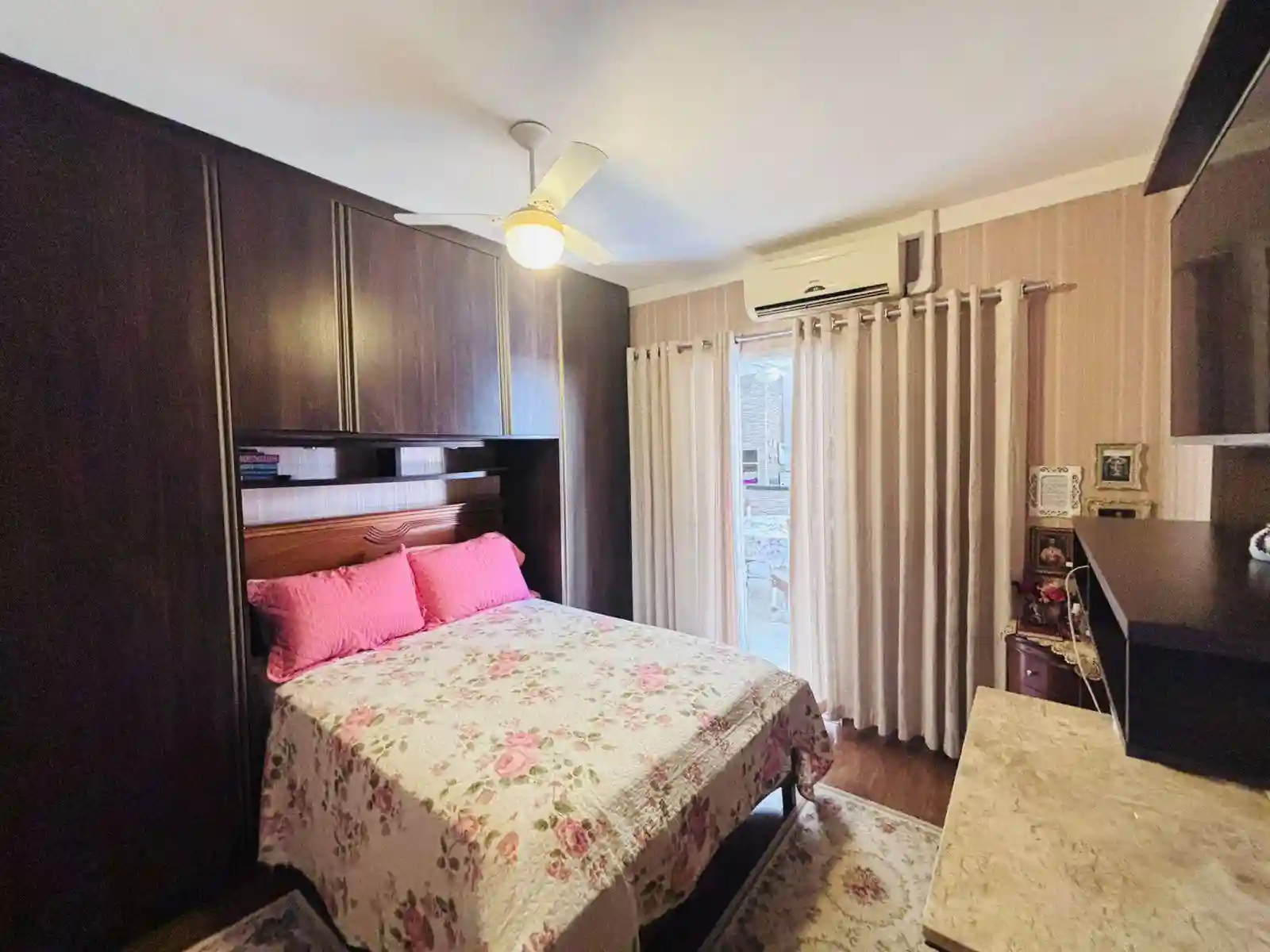 Casa de Condomínio com 3 quartos à venda, 10m² — foto 15 de 49