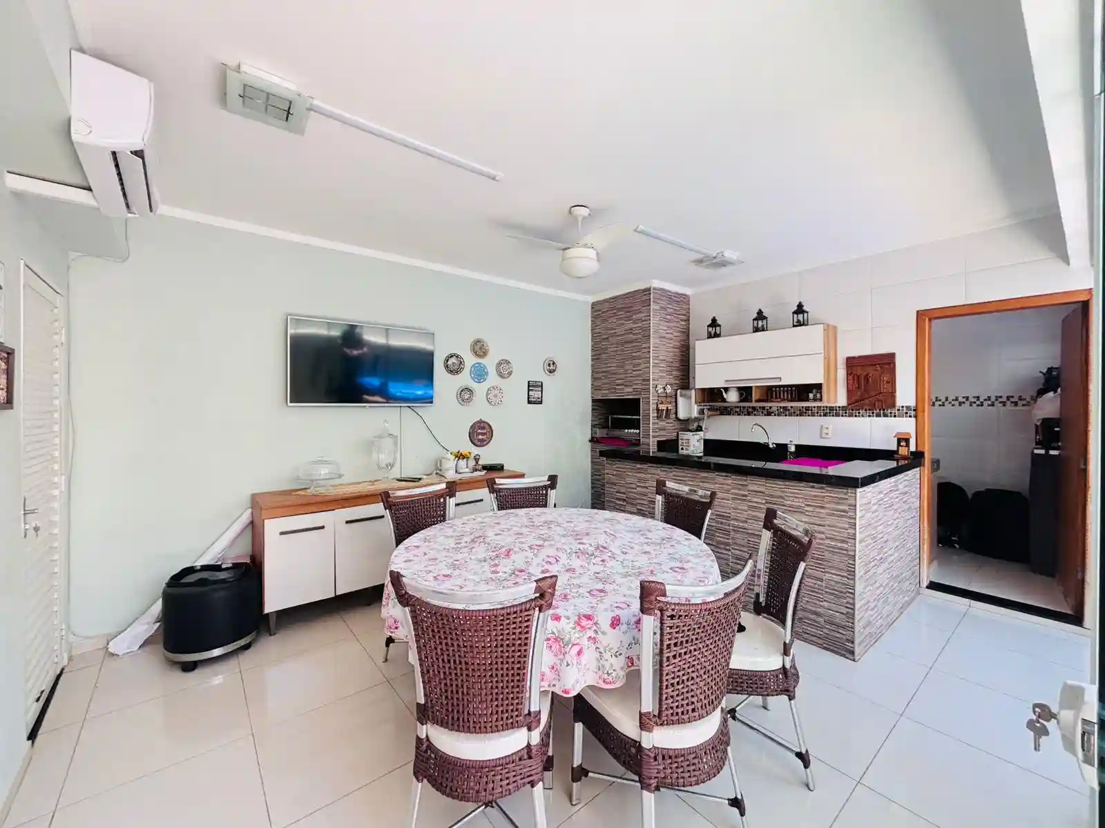 Casa de Condomínio com 3 quartos à venda, 10m² — foto 20 de 49