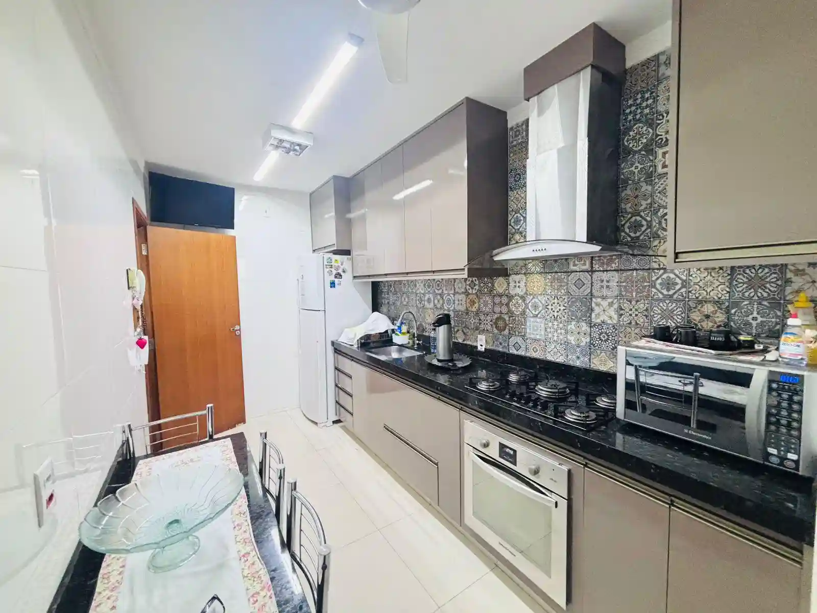 Casa de Condomínio com 3 quartos à venda, 10m² — foto 27 de 49