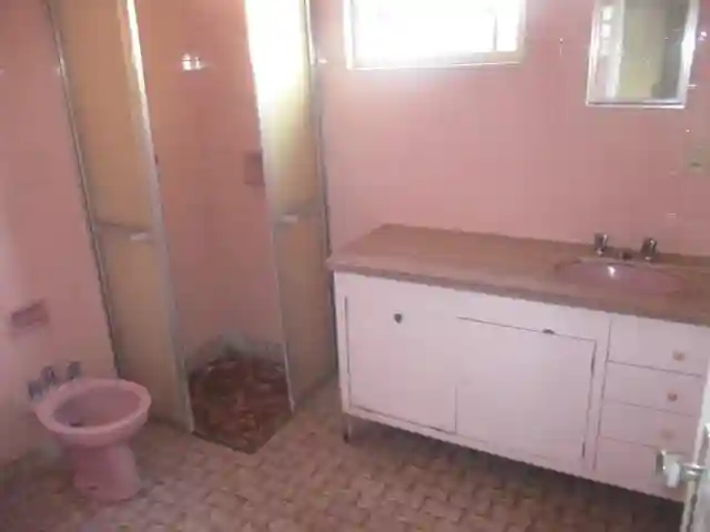 Casa à venda — foto 9 de 13