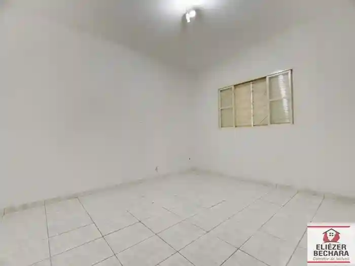 Apartamento com 2 quartos à venda, 100m² — foto 4 de 8