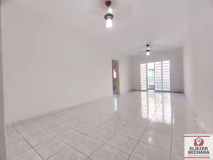 Apartamento com 2 quartos à venda, 100m² — foto 1 de 8