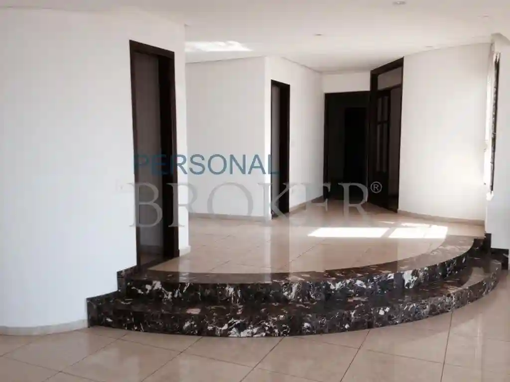 Apartamento com 4 quartos à venda, 358m² — foto 4 de 9
