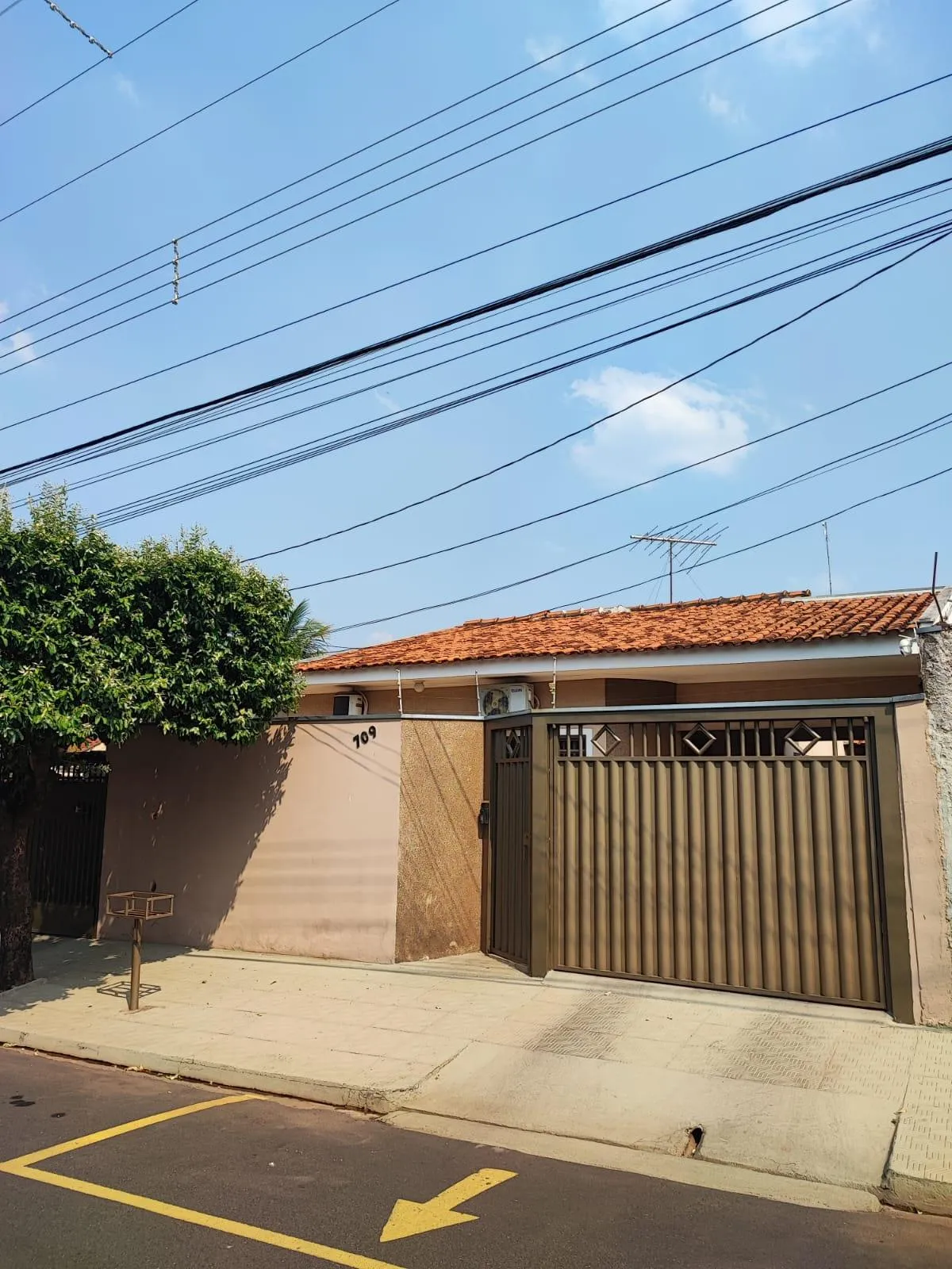 Casa com 3 quartos à venda, 360m² — foto 1 de 26