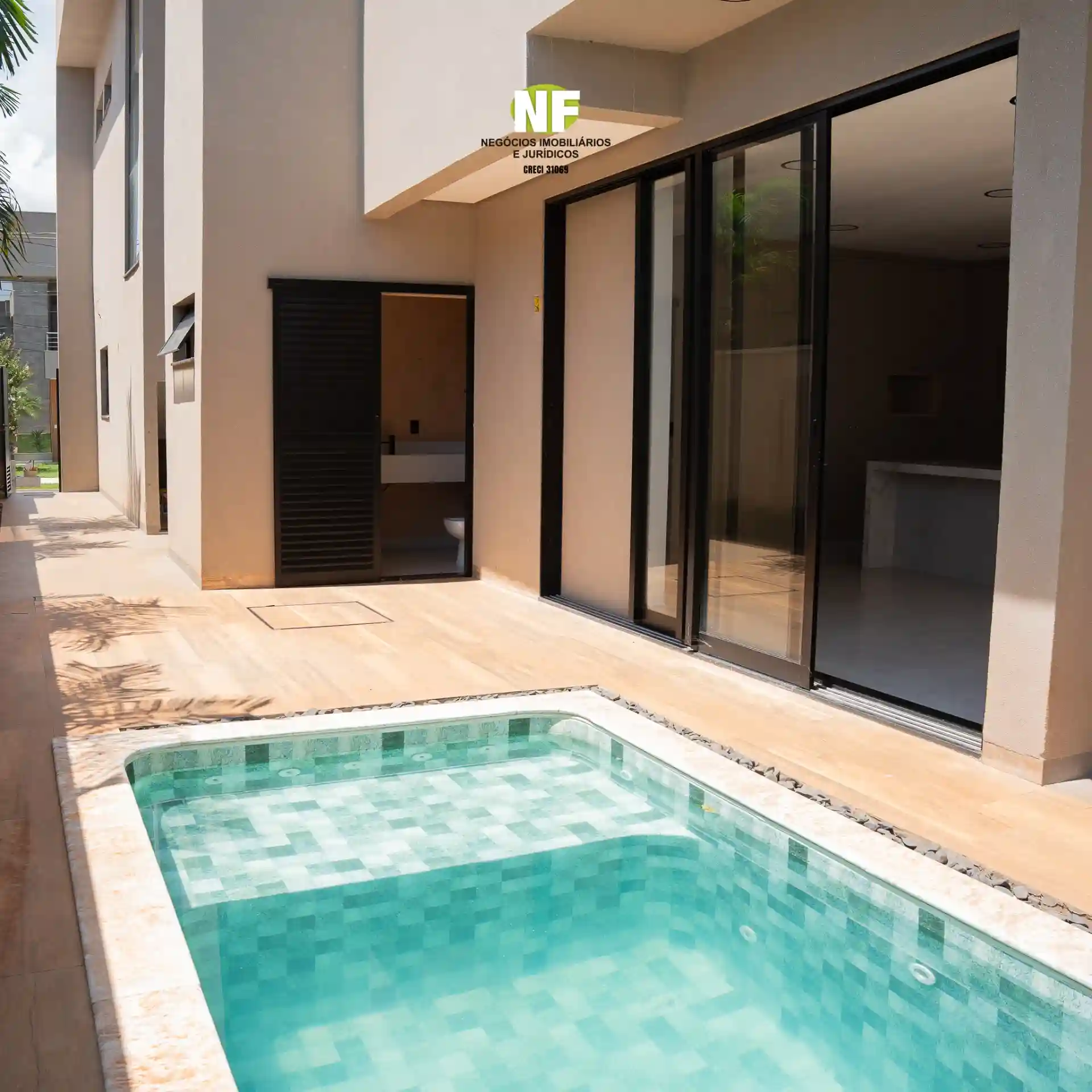 Casa de Condomínio com 3 quartos à venda, 300m² — foto 14 de 23