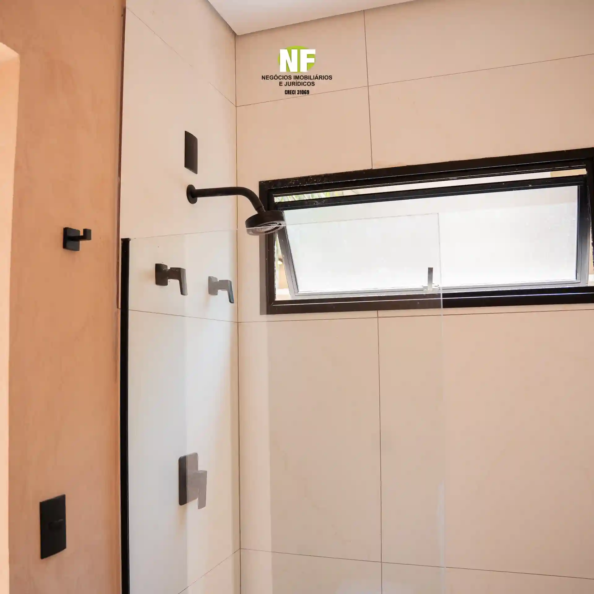 Casa de Condomínio com 3 quartos à venda, 300m² — foto 18 de 23
