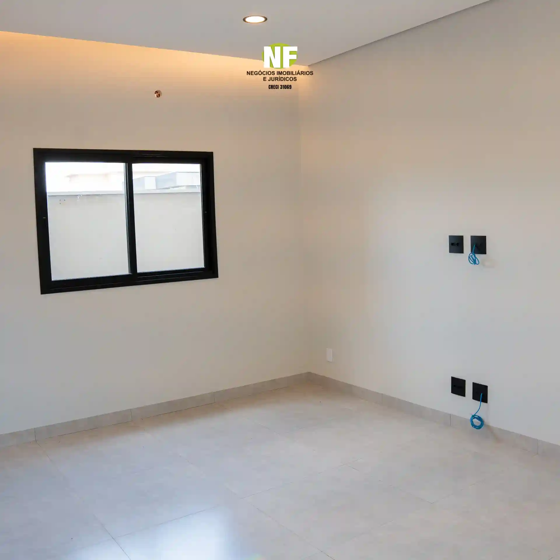 Casa de Condomínio com 3 quartos à venda, 300m² — foto 21 de 23