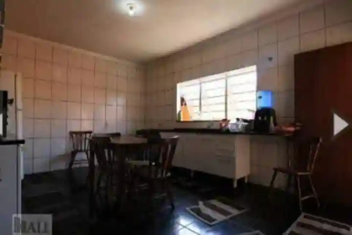 Casa à venda — foto 10 de 18