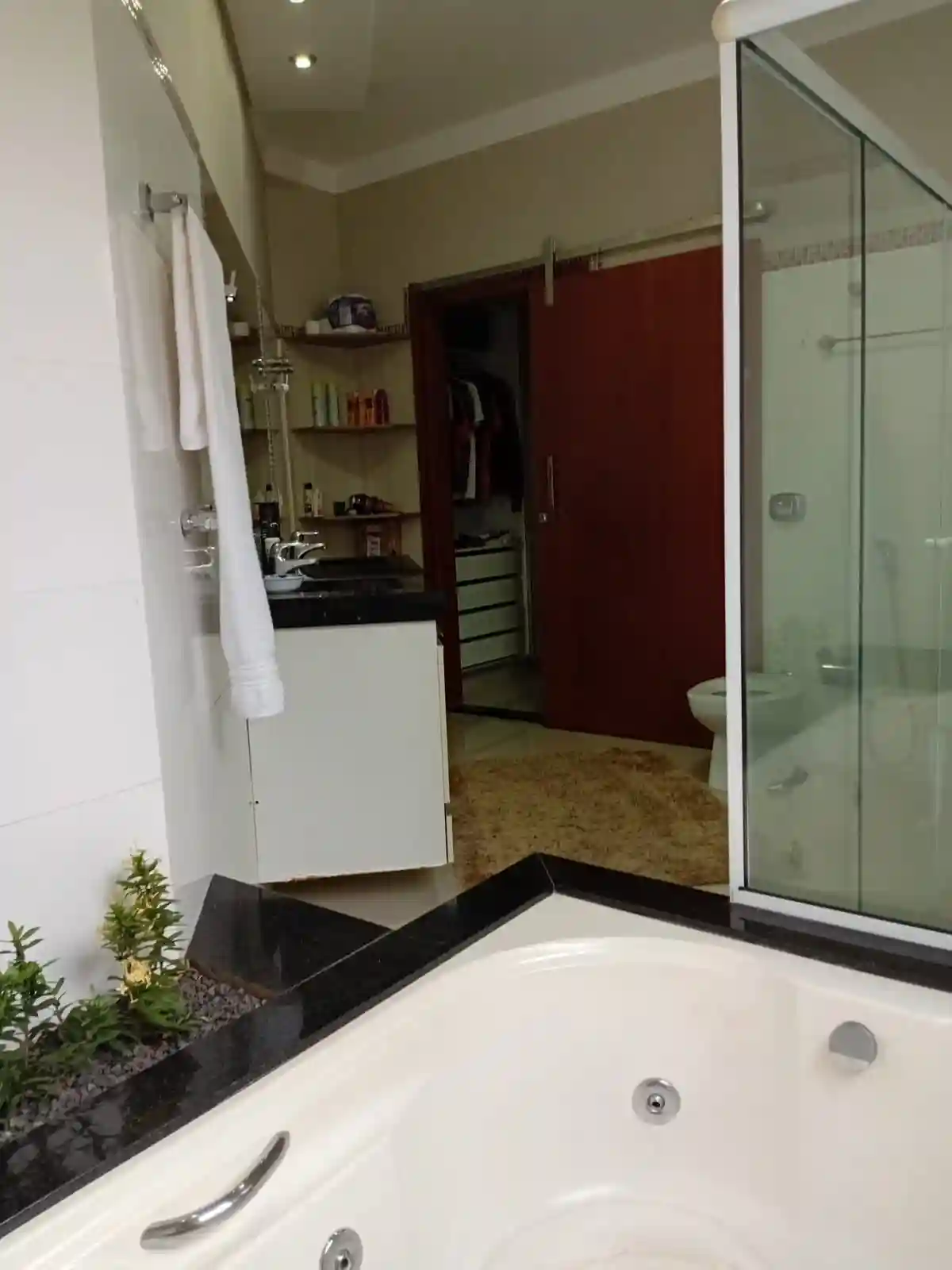 Casa de Condomínio com 3 quartos à venda, 251m² — foto 4 de 22