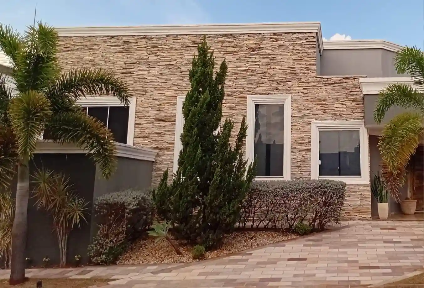 Casa de Condomínio com 3 quartos à venda, 251m² — foto 3 de 22