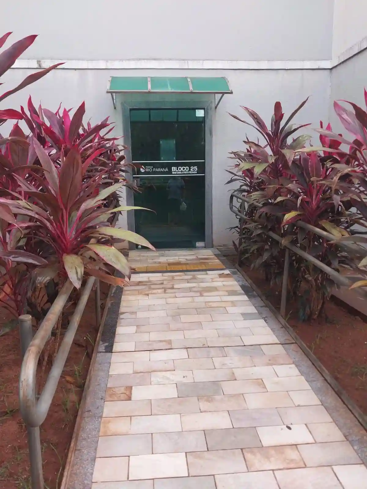 Apartamento com 2 quartos à venda, 40m² — foto 1 de 15