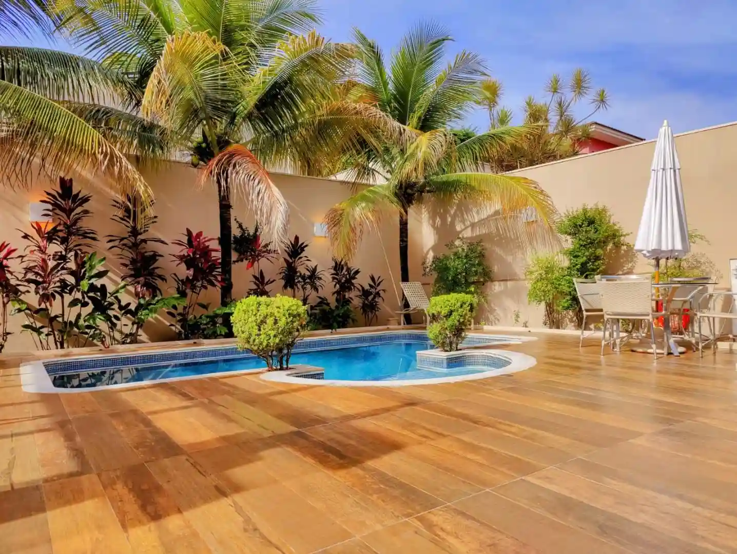 Casa de Condomínio com 4 quartos à venda, 800m² — foto 17 de 21
