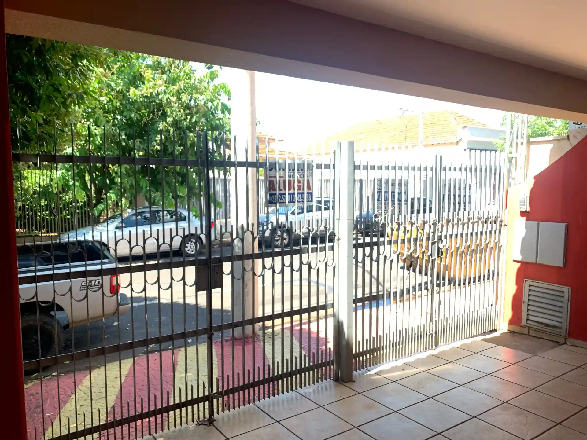 Prédio comercial com 6 quartos à venda, 336m² — foto 2 de 9