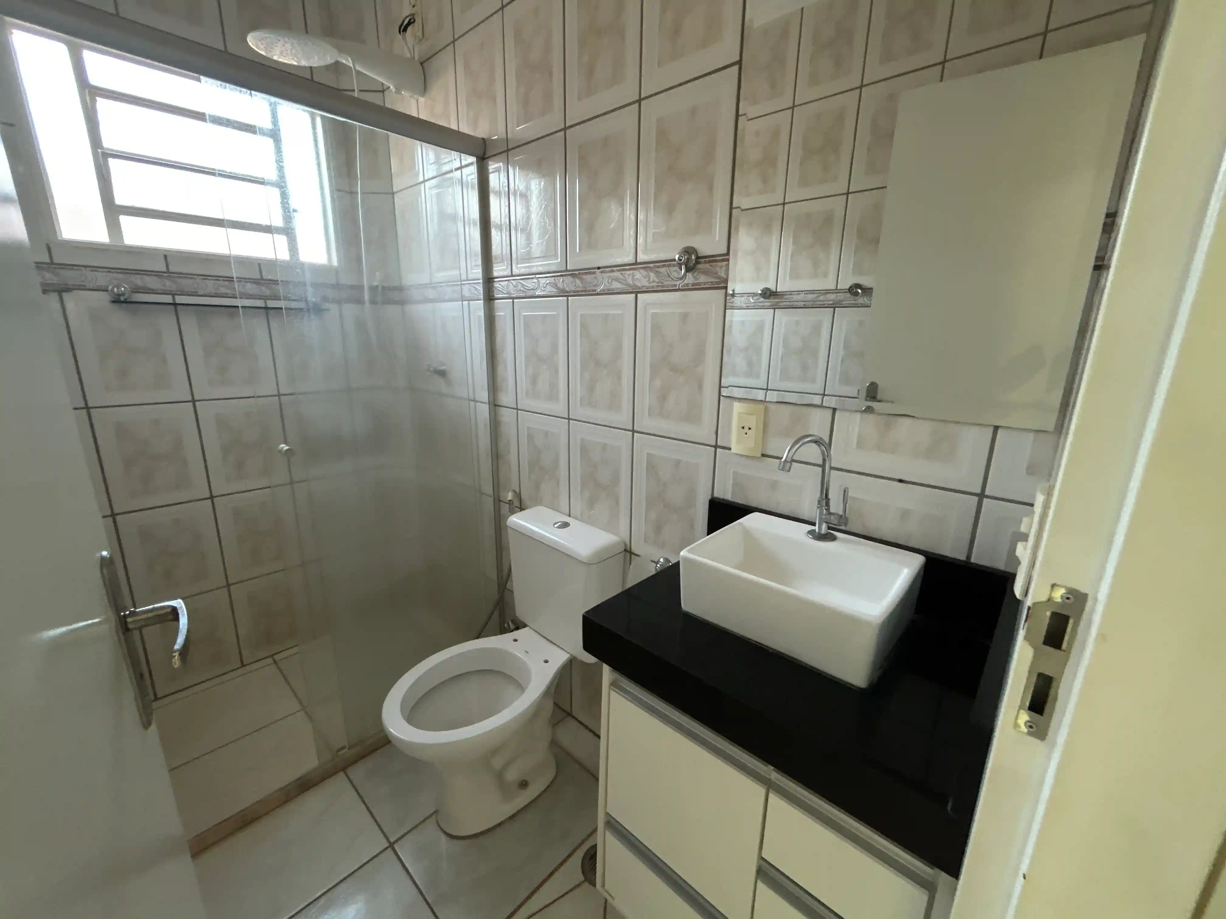Casa de Condomínio com 5 quartos para aluguel, 300m² — foto 14 de 26