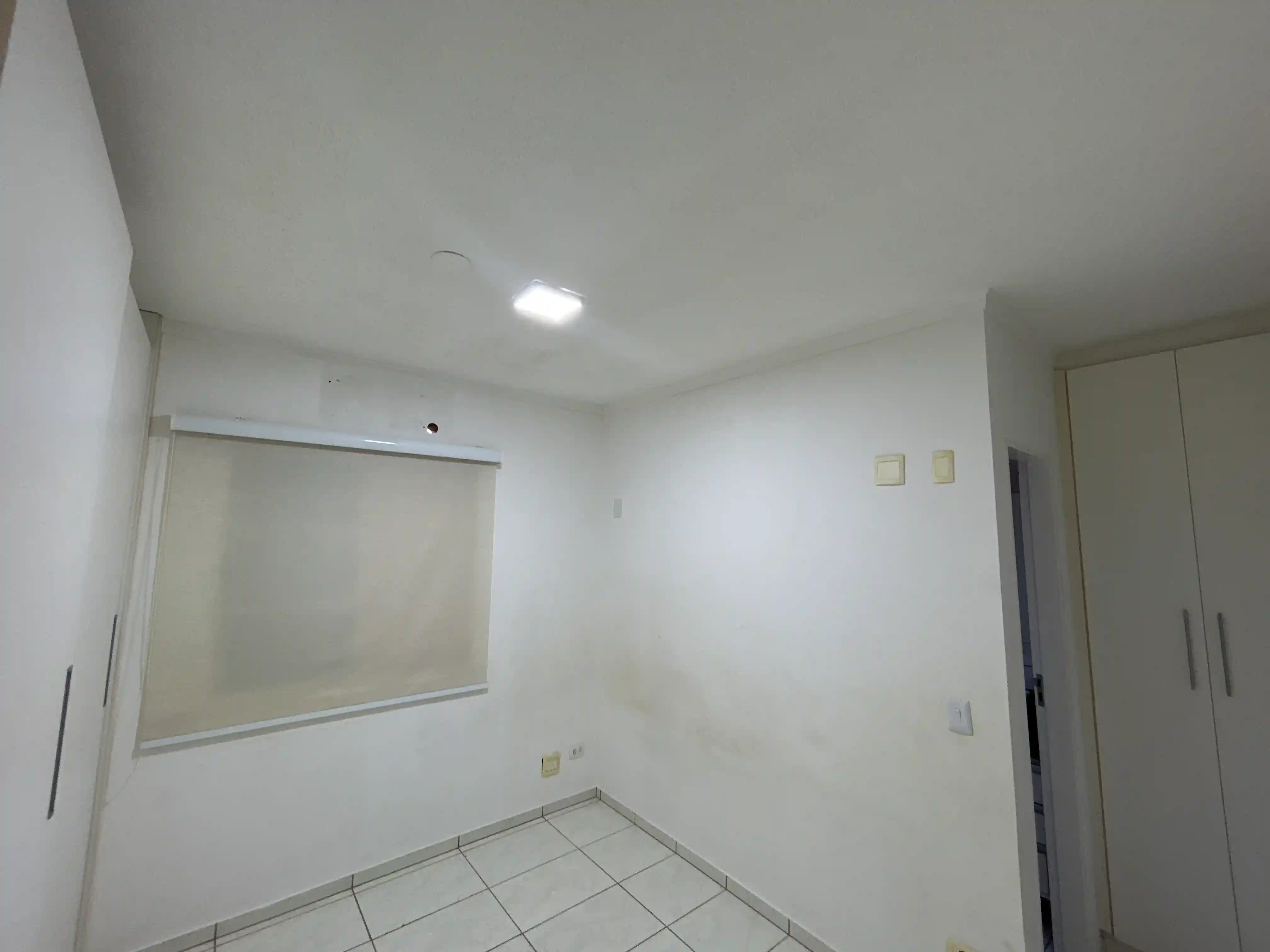Casa de Condomínio com 5 quartos para aluguel, 300m² — foto 15 de 26