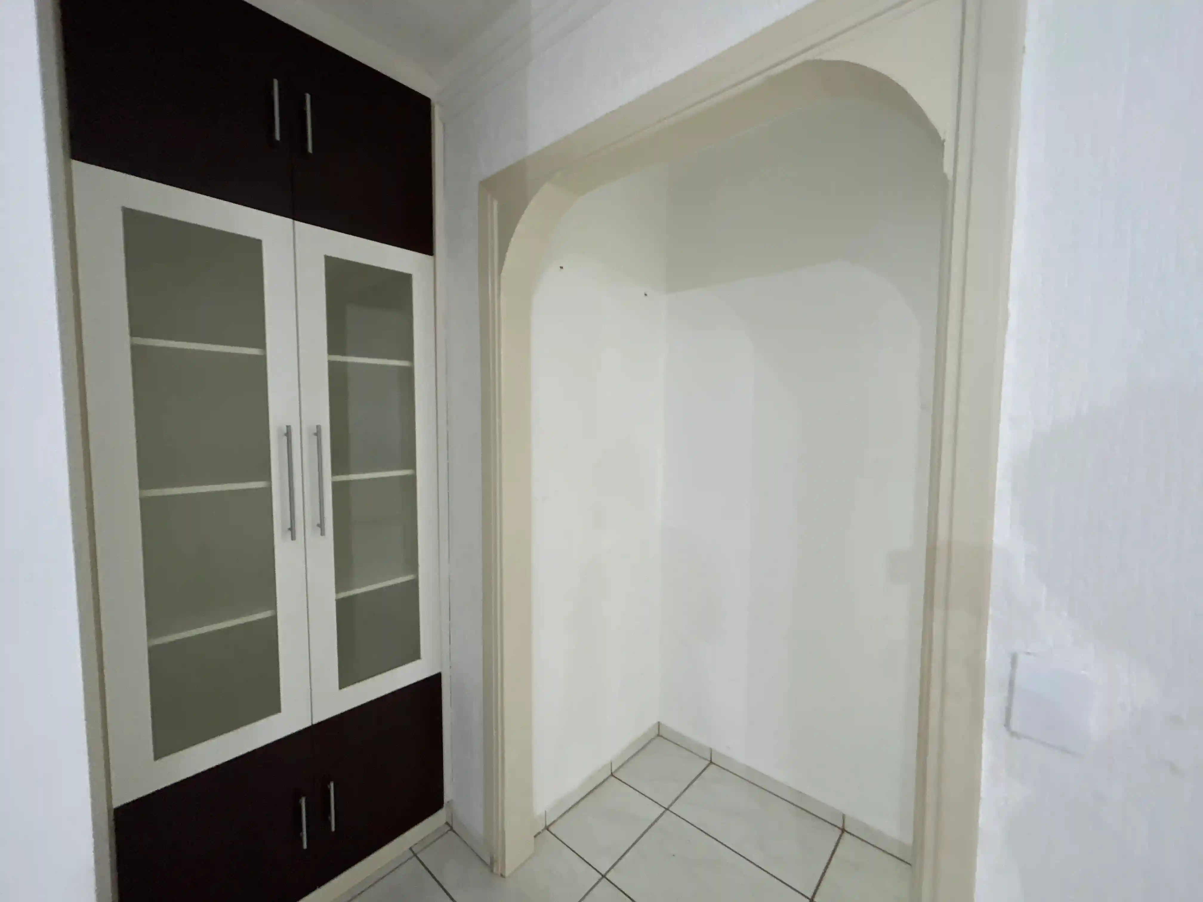 Casa de Condomínio com 5 quartos para aluguel, 300m² — foto 19 de 26