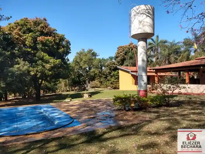 Fazenda / Sítio / Chácara com 4 quartos à venda, 4082m² — foto 1 de 46