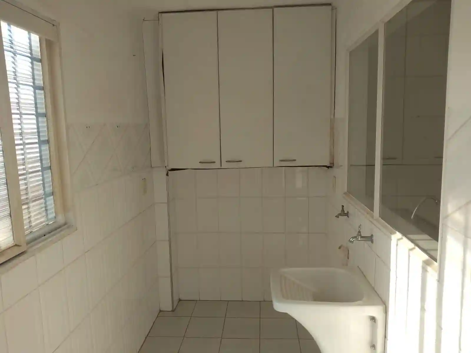 Apartamento com 2 quartos à venda, 76m² — foto 4 de 5