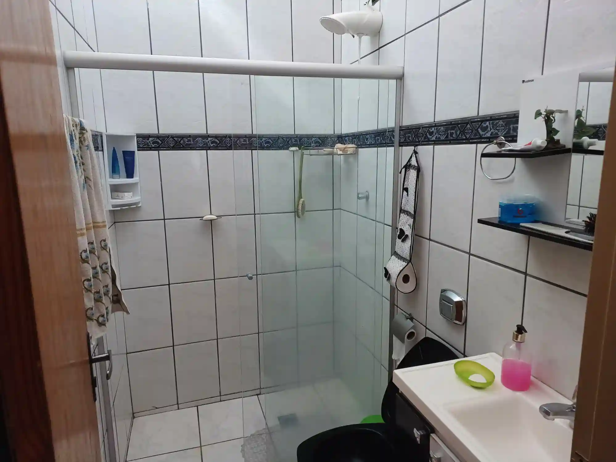 Casa com 6 quartos à venda, 360m² — foto 9 de 9