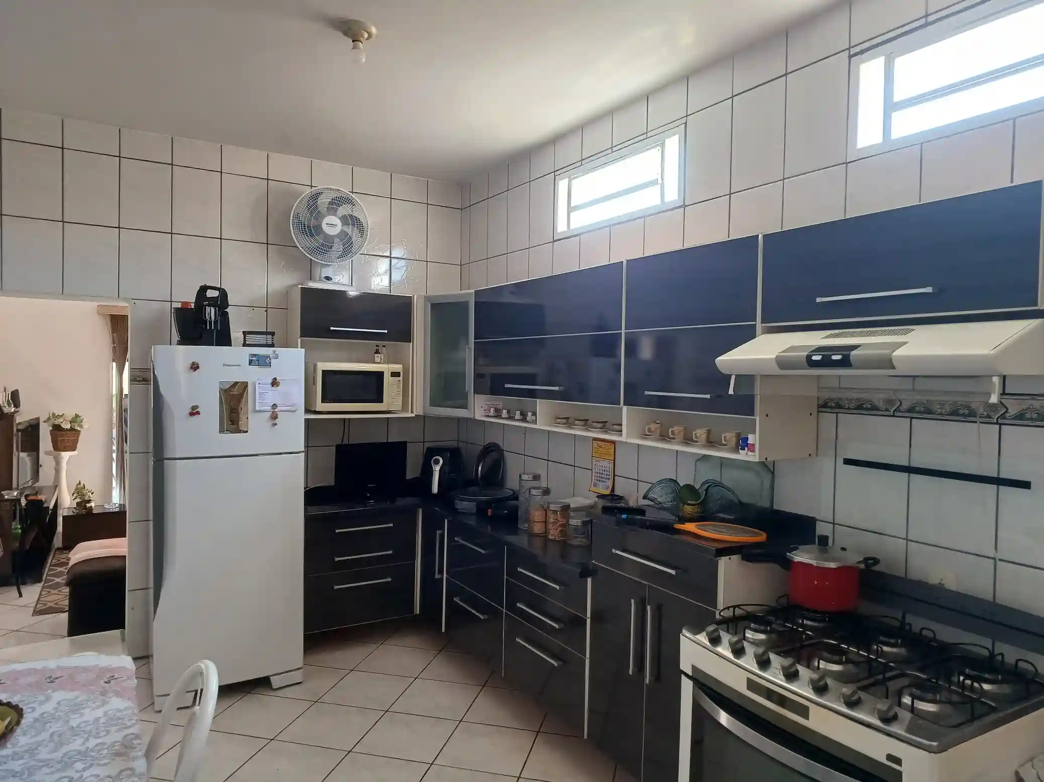 Casa com 6 quartos à venda, 360m² — foto 1 de 9